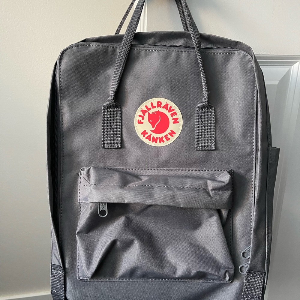 Kånken Gray Backpack - Picture 2 of 3
